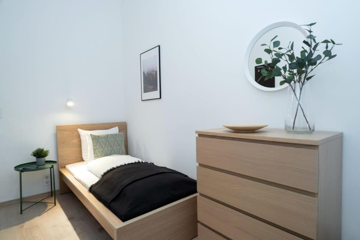 Relaxing Brand New Spot In The Lively Center Apartment Budapest